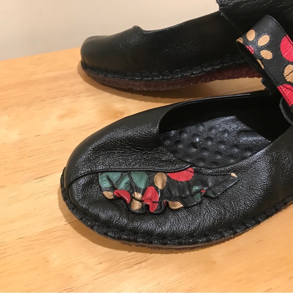 FLORAL PATTERN LEATHER MARY JANE (8) - Picture 4 of 10